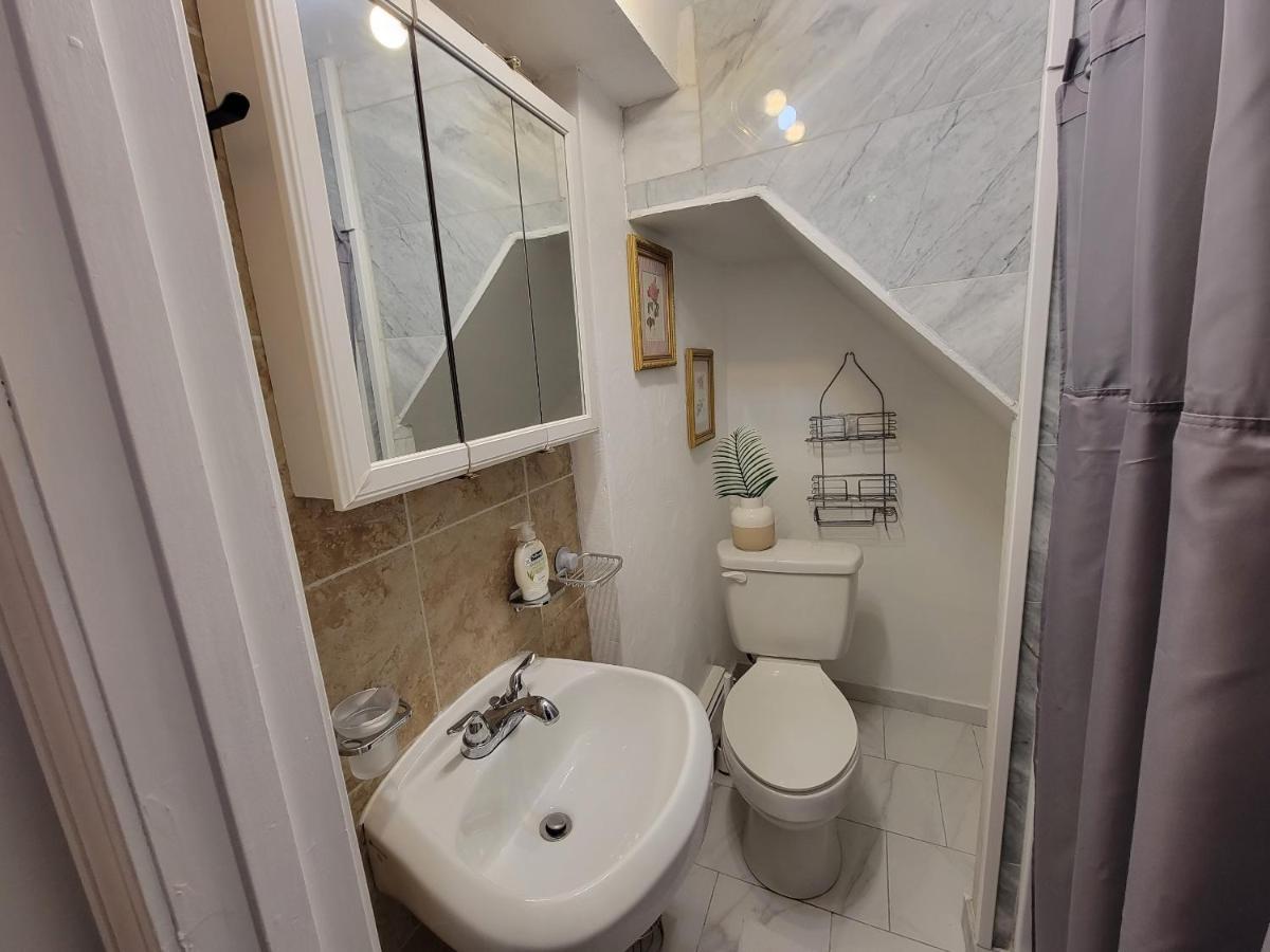 Comfy And Chic Boston Apartment! Free Parking Kültér fotó