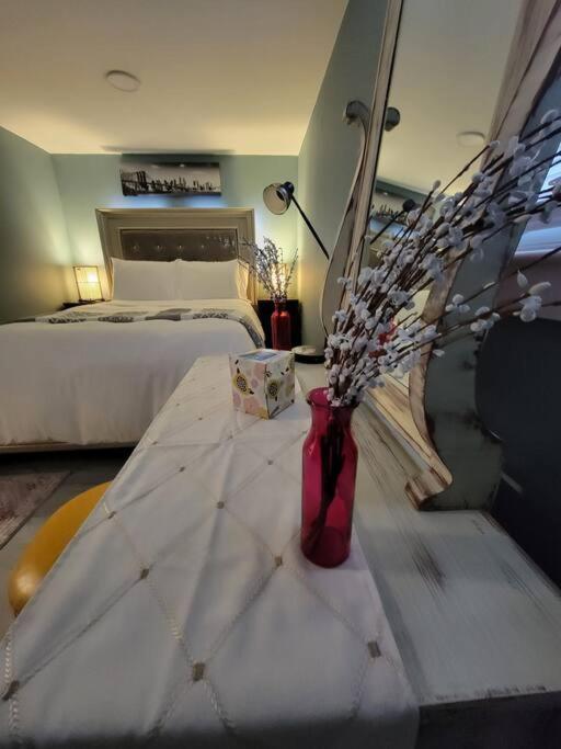 Comfy And Chic Boston Apartment! Free Parking Kültér fotó