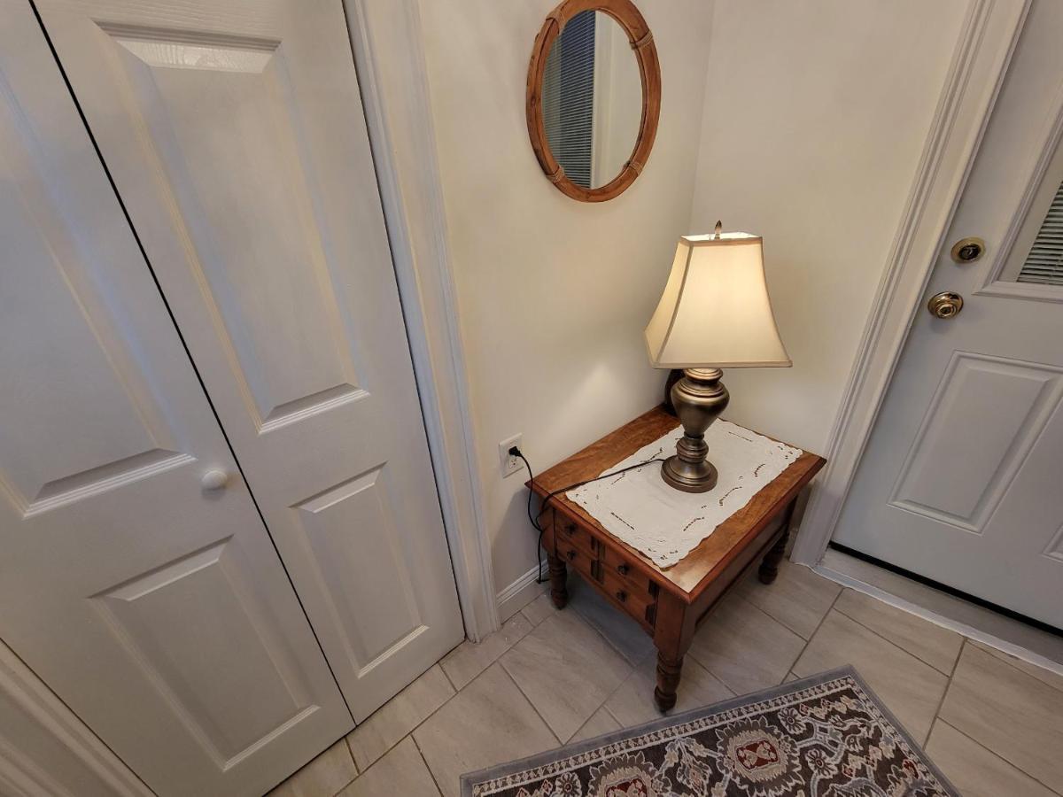 Comfy And Chic Boston Apartment! Free Parking Kültér fotó