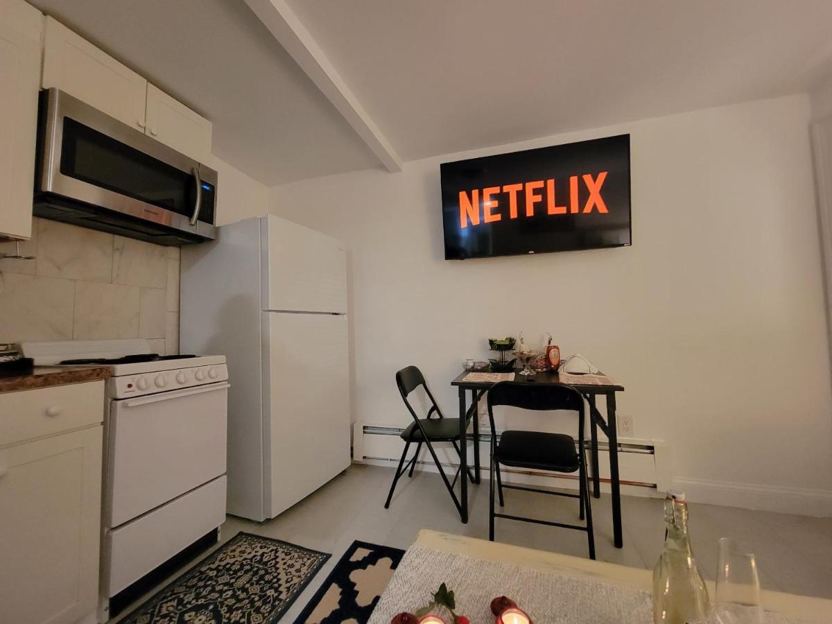 Comfy And Chic Boston Apartment! Free Parking Kültér fotó