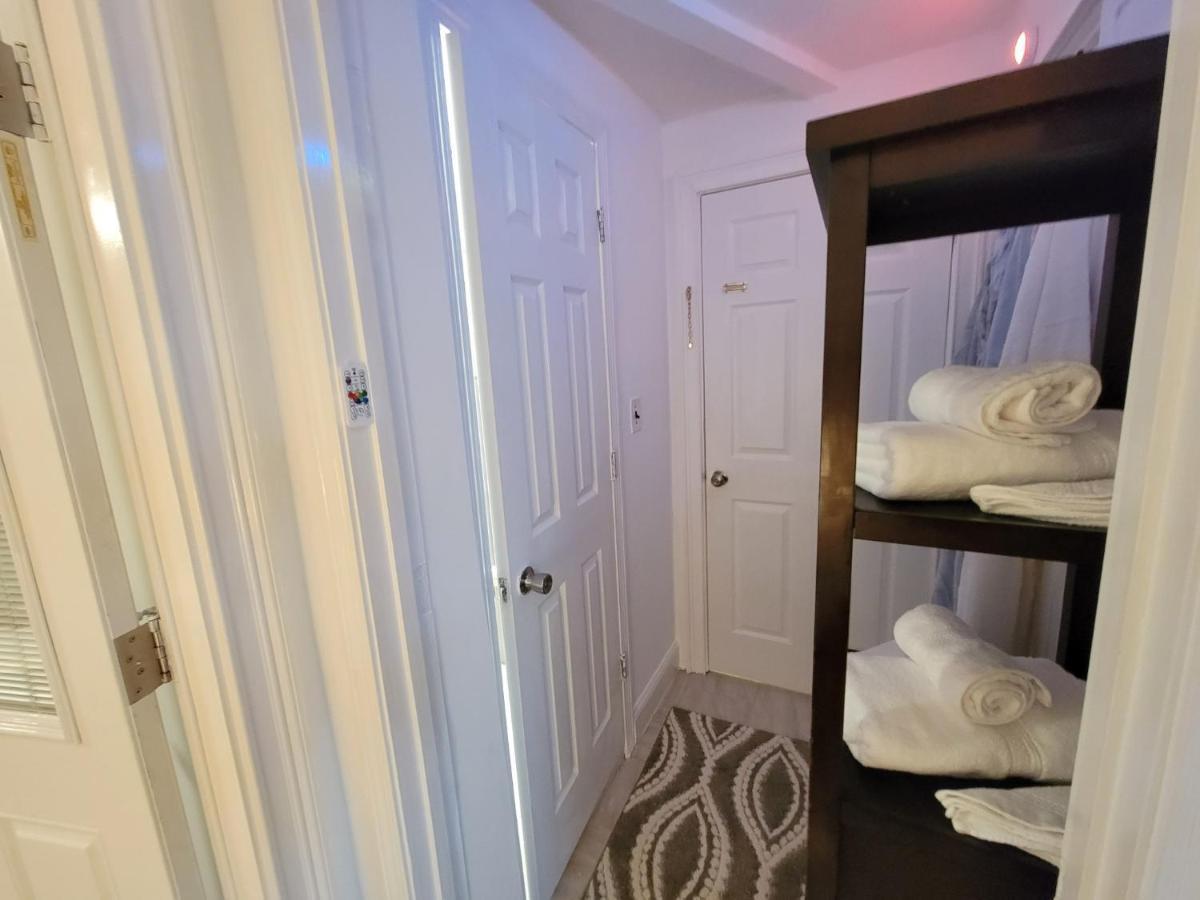 Comfy And Chic Boston Apartment! Free Parking Kültér fotó