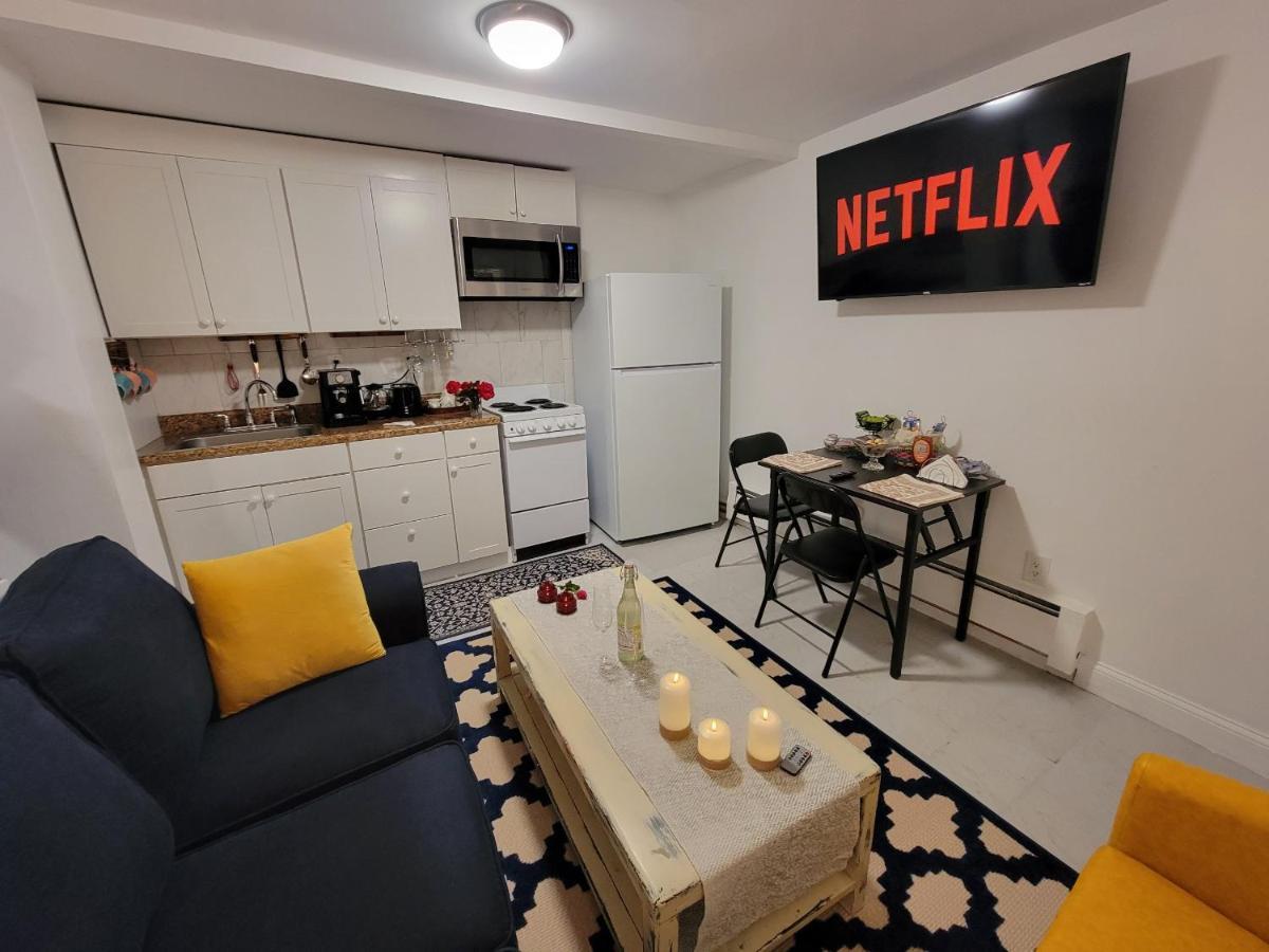 Comfy And Chic Boston Apartment! Free Parking Kültér fotó